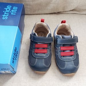 Stride Rite Toddler Sneakers NEW 6.5W